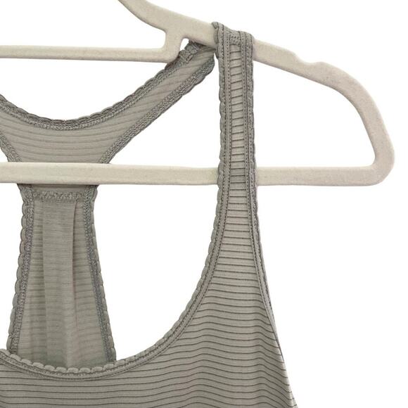 Lululemon 105 F Singlet Tank Top Gray Scalloped Edge Racerback Size 6/8 724G - Picture 7 of 11